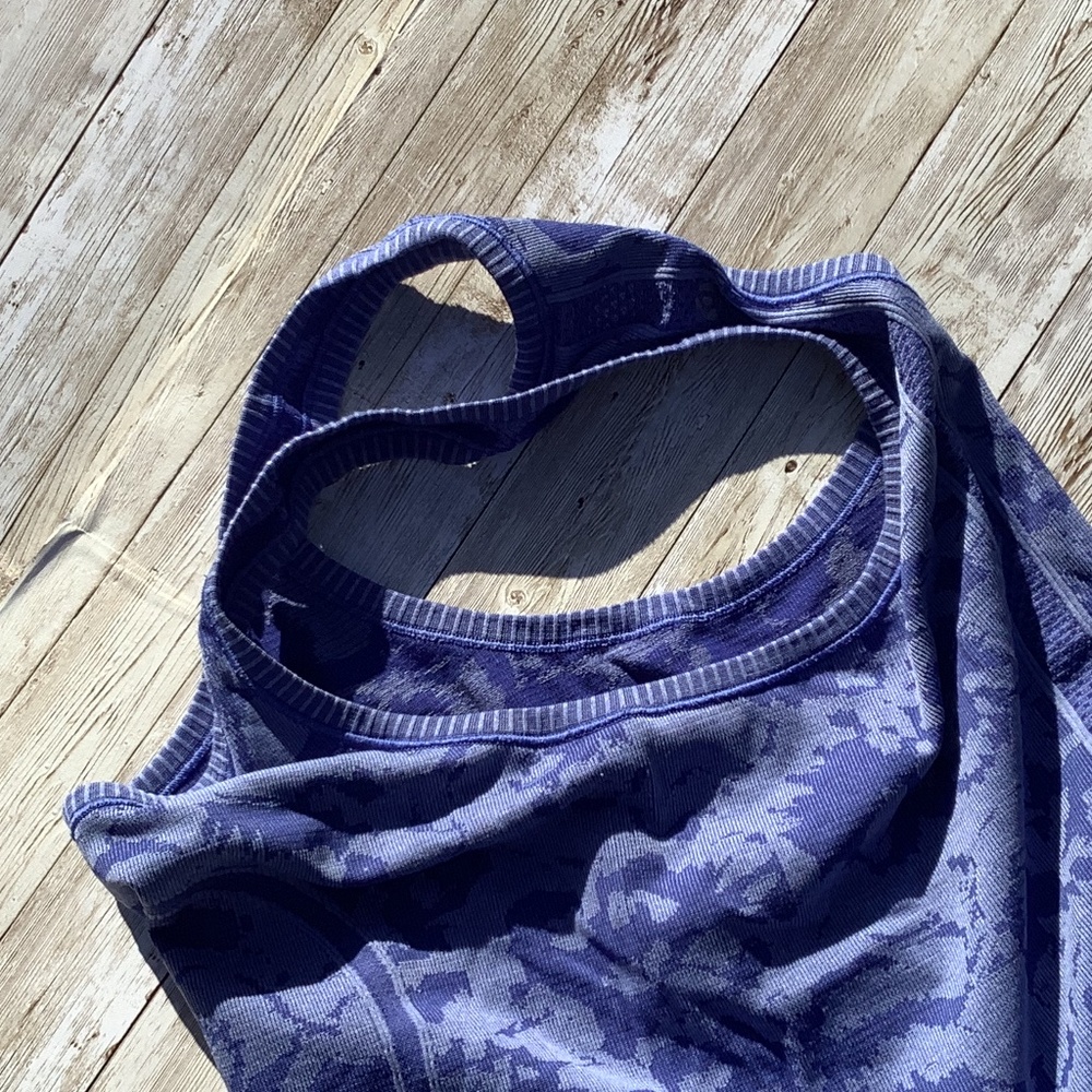 Lululemon Swiftly Tech Racerback Light Blue Size 6 - Picture 11 of 14